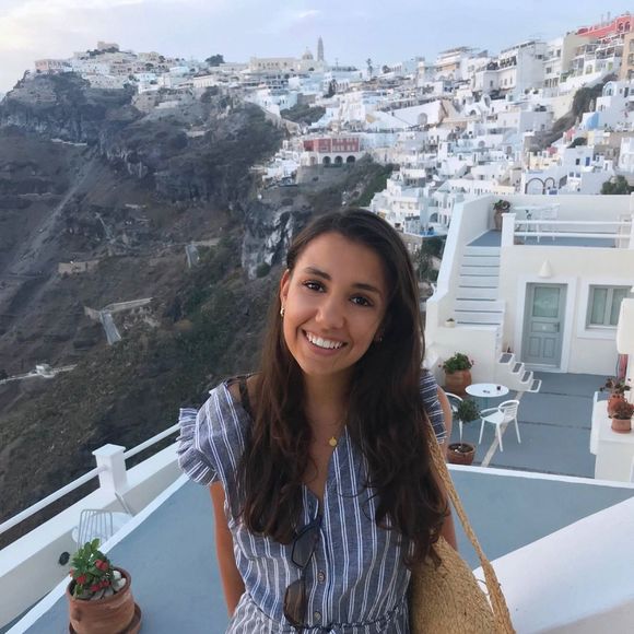 Meet your Posher, Maria - Picture 1 of 1